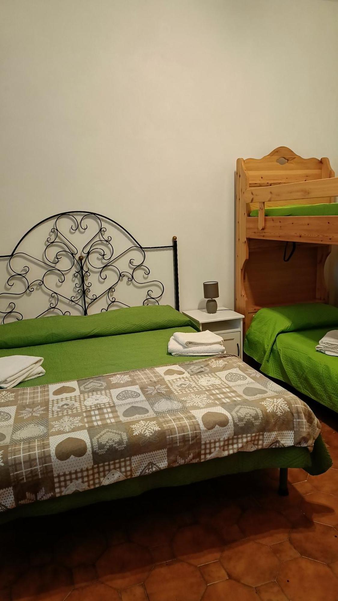 Panorama Bed & Breakfast Cozze Екстериор снимка